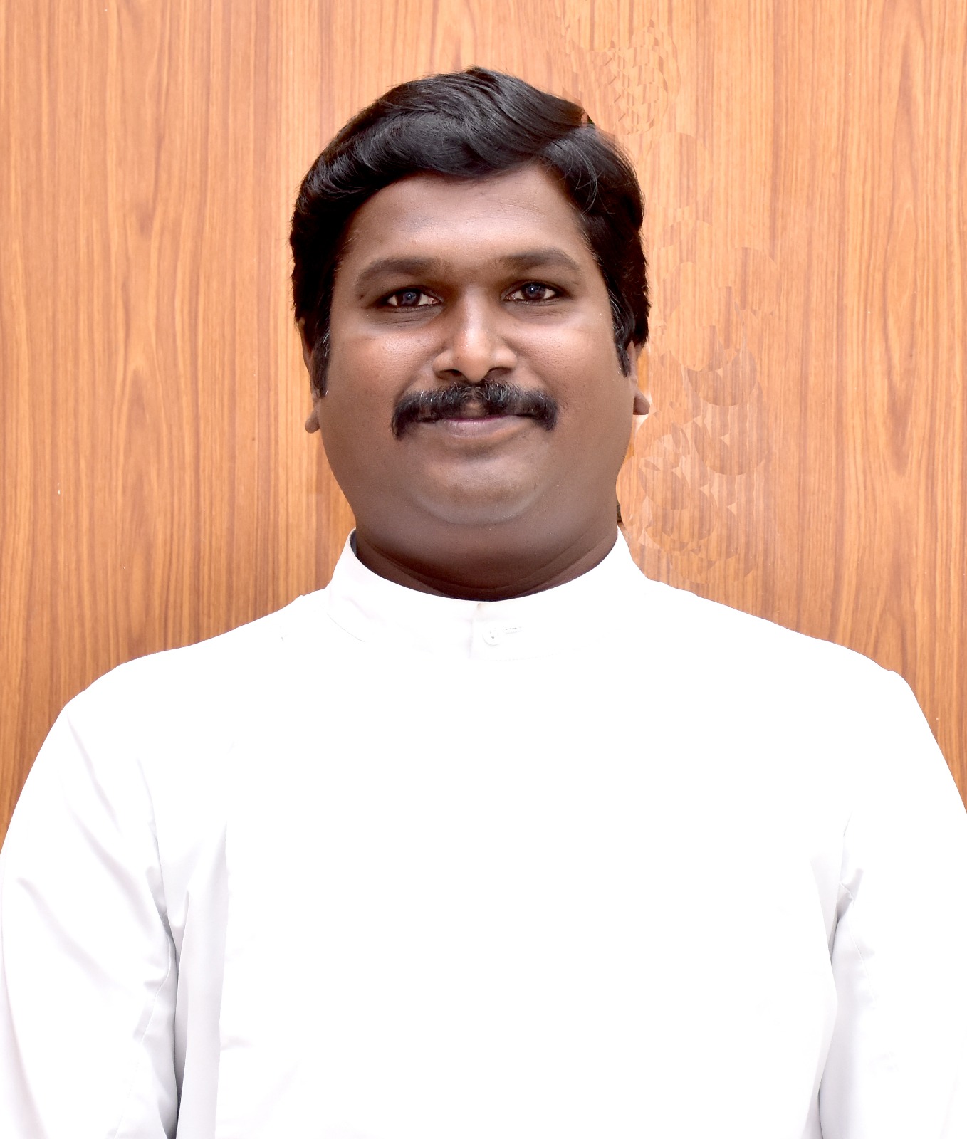 Rev. Vinoth